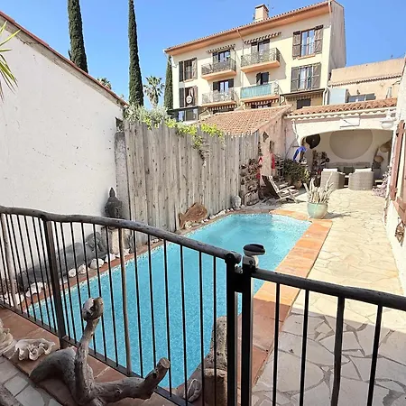 Charming With Swimming Pool Saint-aygulf 度假居